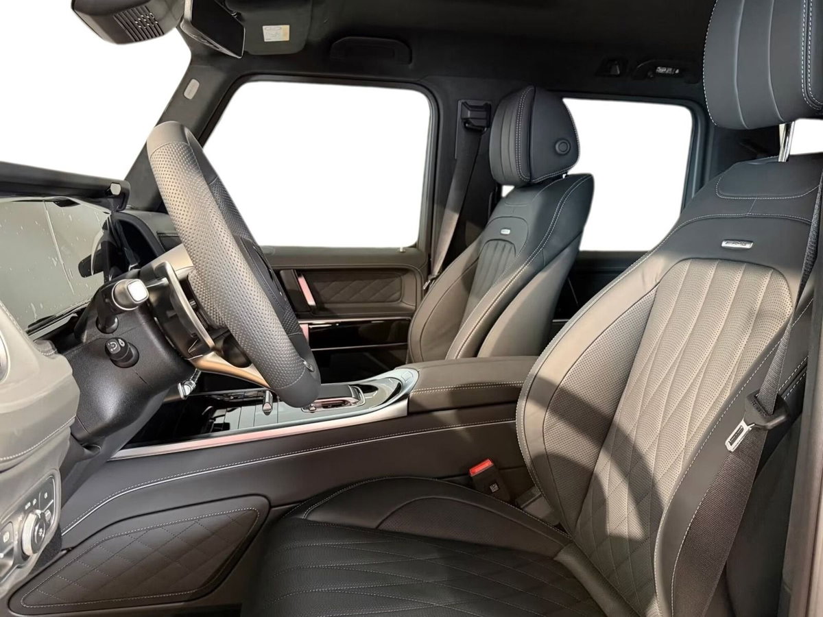 Mercedes-Benz Classe G AMG 63 585cv auto (5)