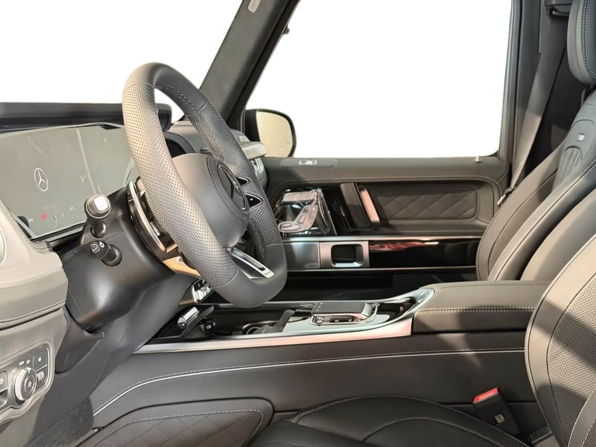 Mercedes-Benz Classe G AMG 63 585cv auto (7)