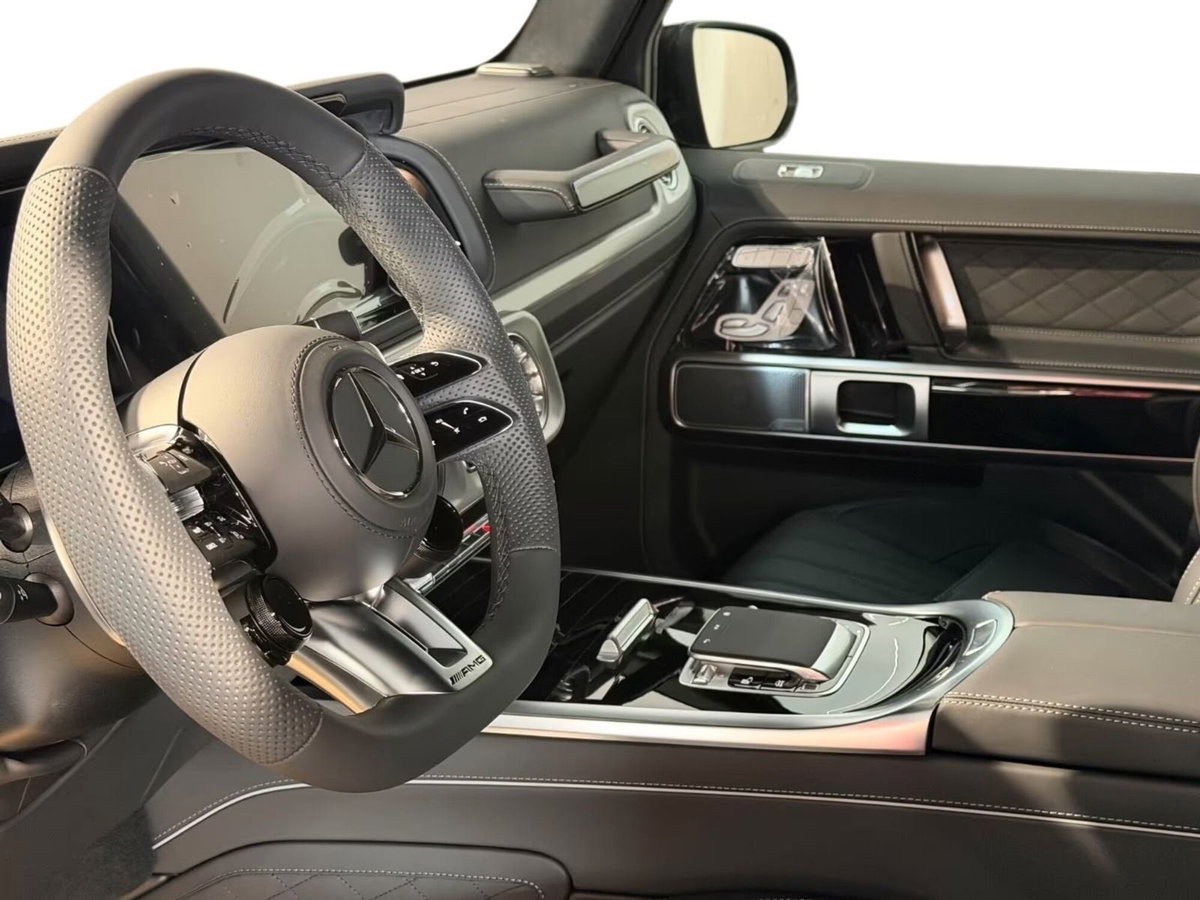 Mercedes-Benz Classe G AMG 63 585cv auto (8)