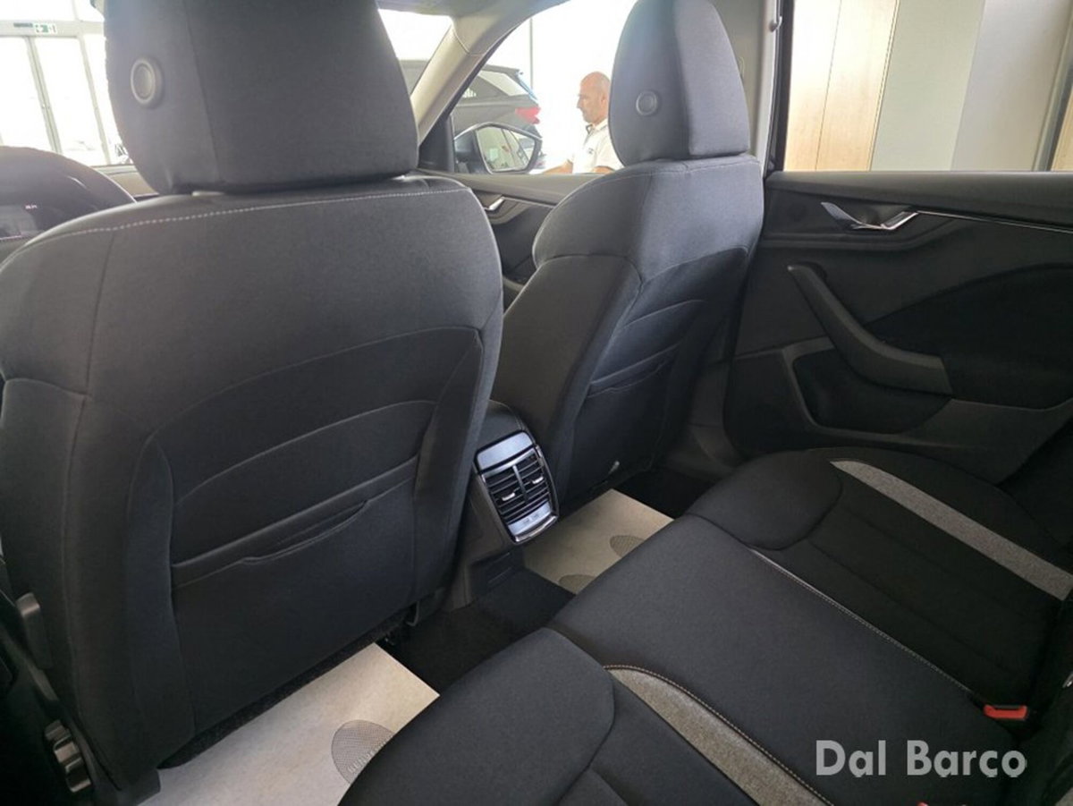 Skoda Kamiq 1.0 tsi Your Way 115cv dsg (16)
