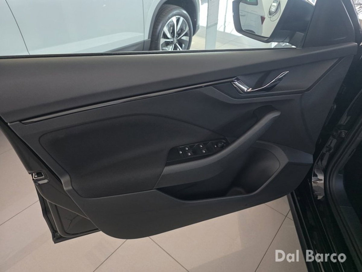 Skoda Kamiq 1.0 tsi Your Way 115cv dsg (9)
