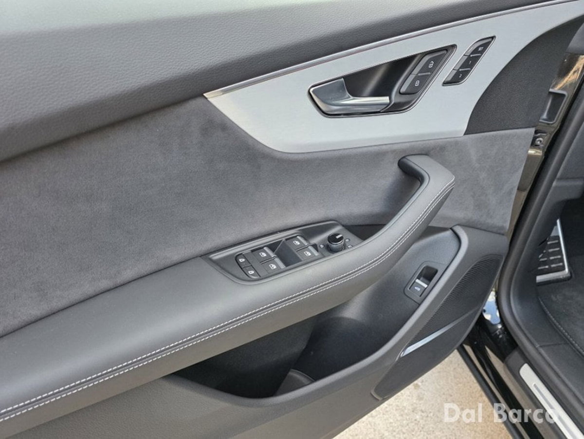 Audi Q8 Sportback 50 S line edition quattro (12)