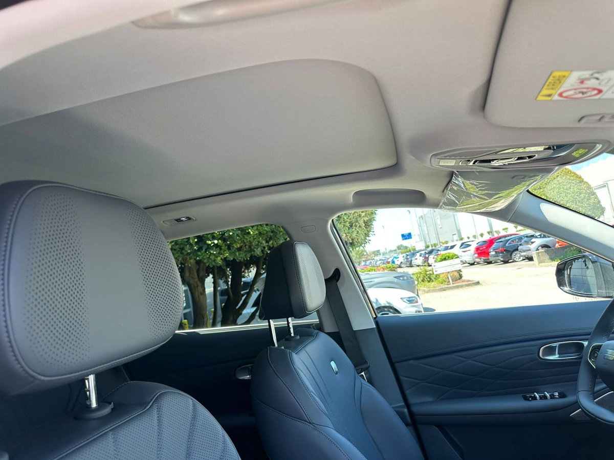 Geely Starray Starray EM-i 1.5 phev Pro auto (14)
