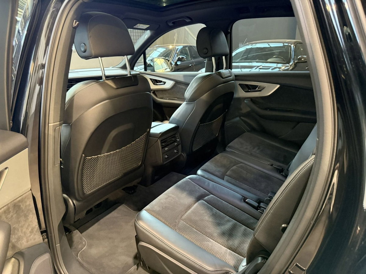 Audi Q7 50 TDI quattro tiptronic Sport Plus (20)