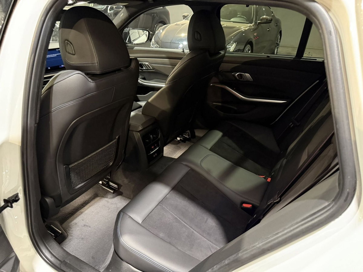 BMW Serie 3 Touring 320d 48V xDrive  Msport (18)