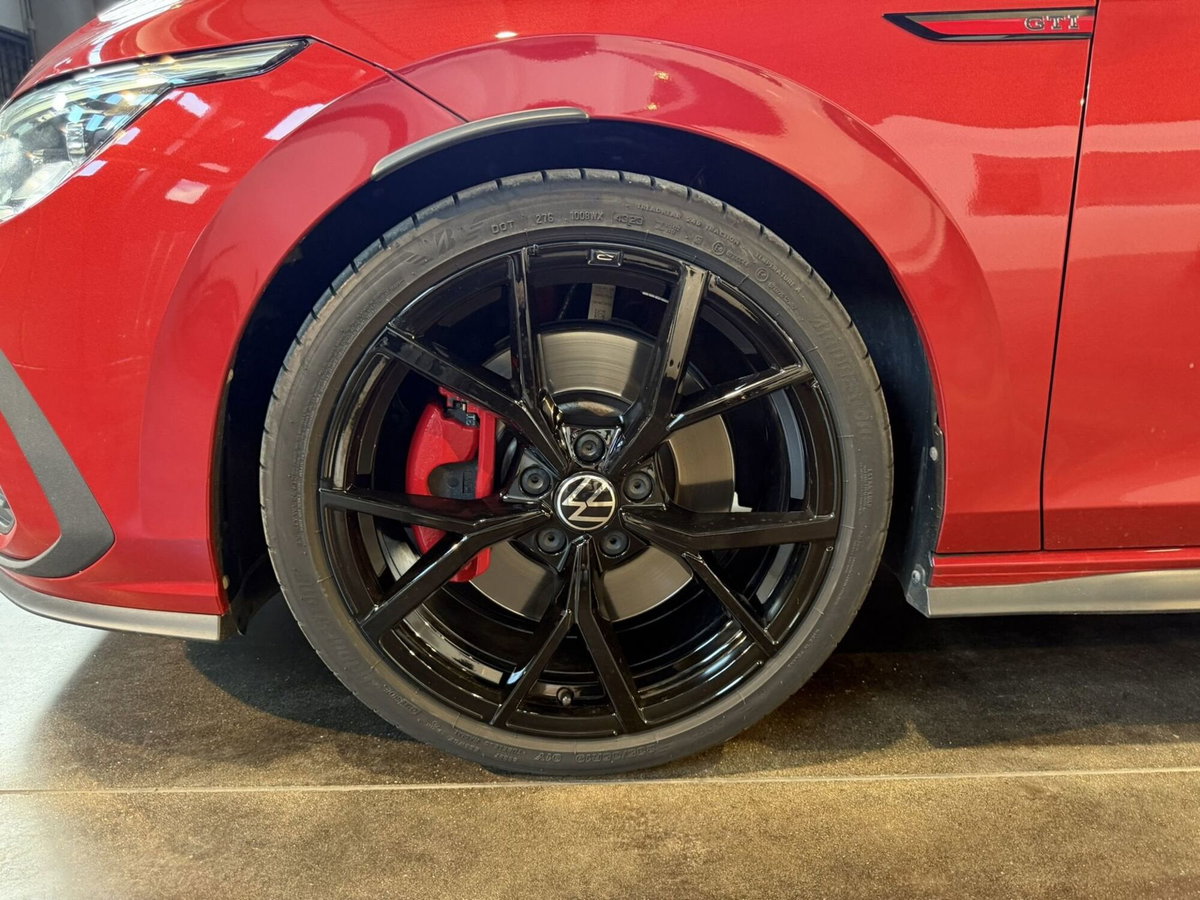 Volkswagen Golf 2.0 TSI GTI DSG (15)