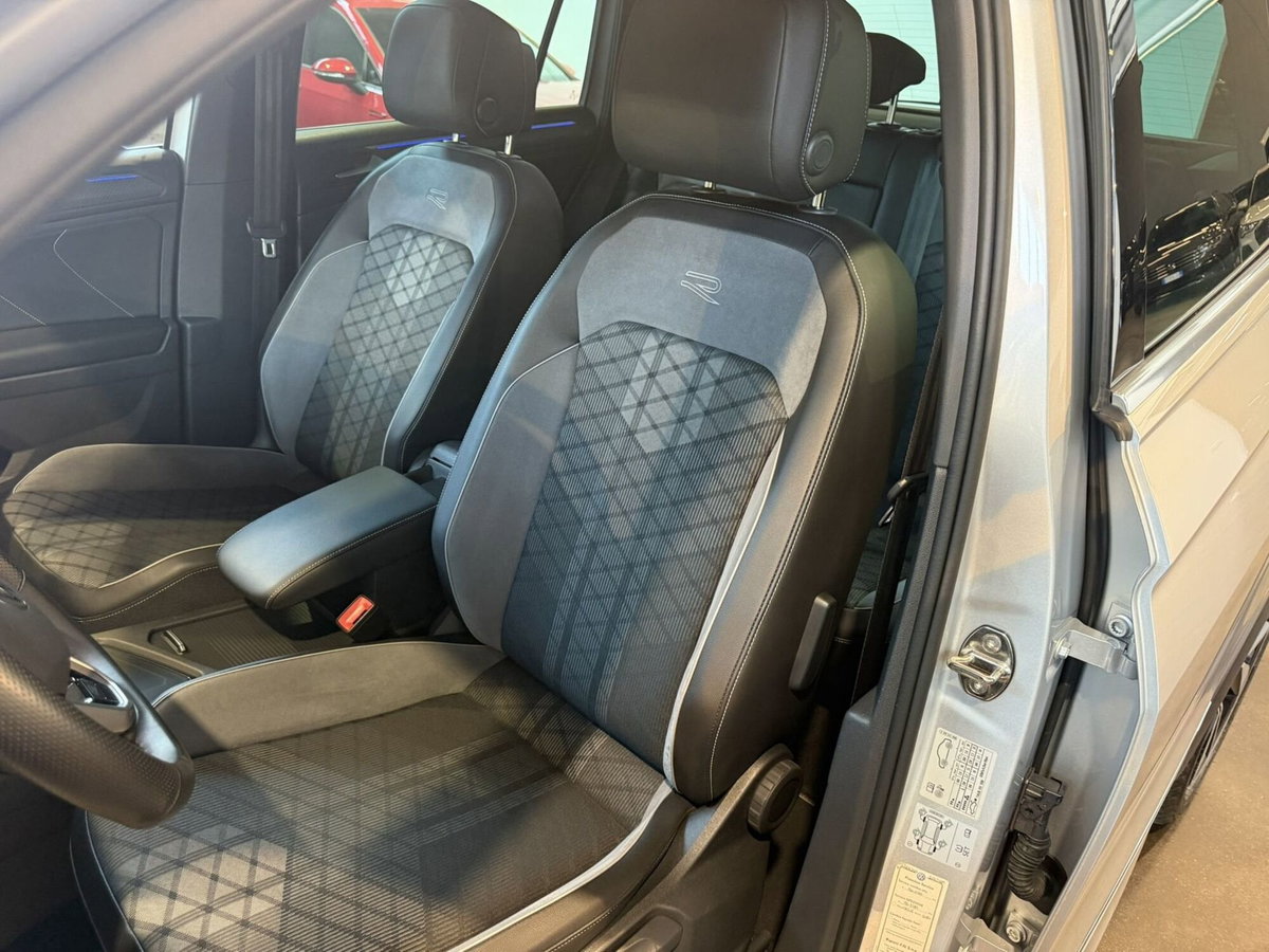 Volkswagen Tiguan 2.0 TDI SCR DSG 4MOTION Style BMT (17)