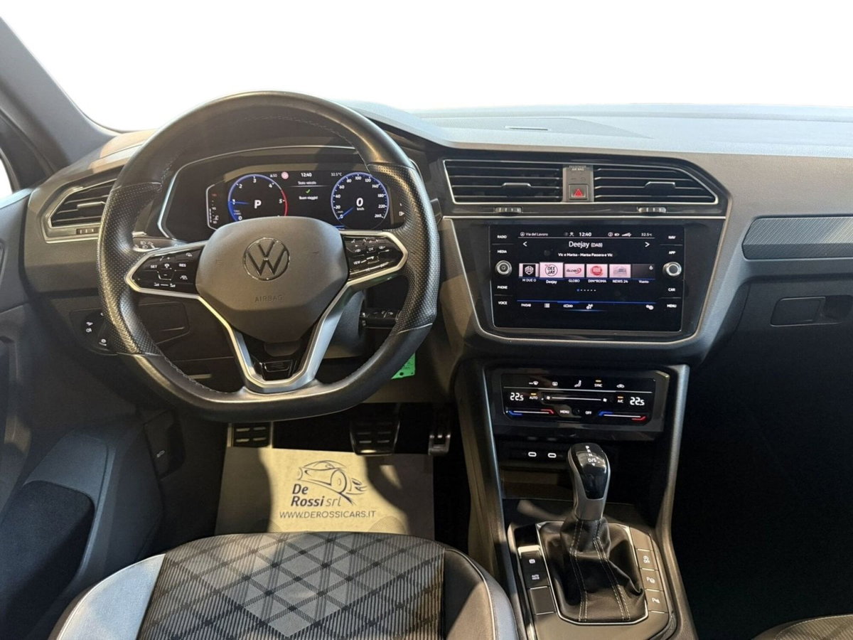 Volkswagen Tiguan Allspace 2.0 TDI SCR DSG 4MOTION R-Line (8)