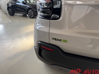 Jeep Avenger 1.2 turbo e-hybrid mhev Upland 4xe 145cv edct6 (17)