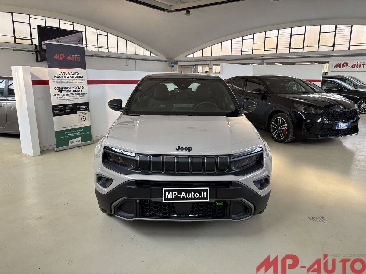 Jeep Avenger 1.2 turbo e-hybrid mhev Upland 4xe 145cv edct6 (7)
