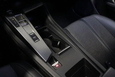 Peugeot 308 SW BlueHDi 130 S&S EAT8 Allure Pack (16)