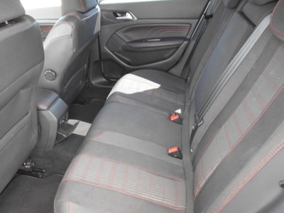 Peugeot 308 SW BlueHDi 120 S&S EAT6 GT Line (18)