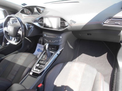 Peugeot 308 SW BlueHDi 120 S&S EAT6 GT Line (4)