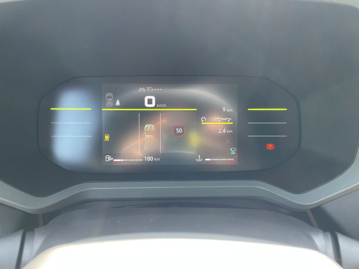 Dacia Duster 1.2 Eco-G Extreme 120cv (10)