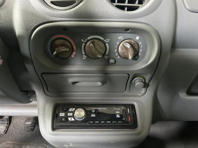 Renault Twingo 1.2i cat Kenzo (10)
