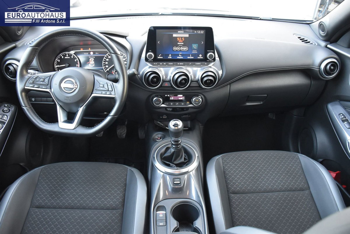 Nissan Juke 1.0 dig-t N-Connecta 114cv (7)