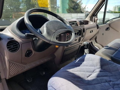 Renault Trucks Mascott Telaio 130.35 2.8 dCi PLM Cab. (6)
