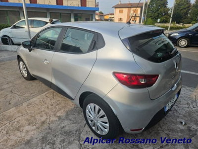 Renault Clio Sporter 1.2 75CV Live (2)