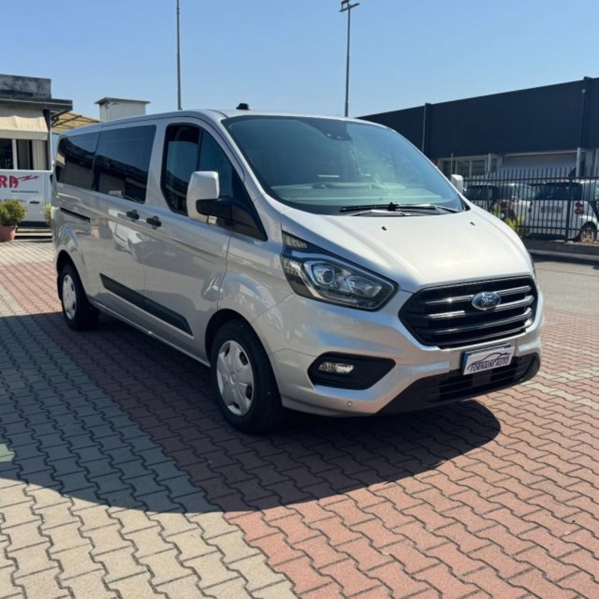 Ford Transit Custom Furgone 320 2.0 TDCi 130 PL Combi Trend
