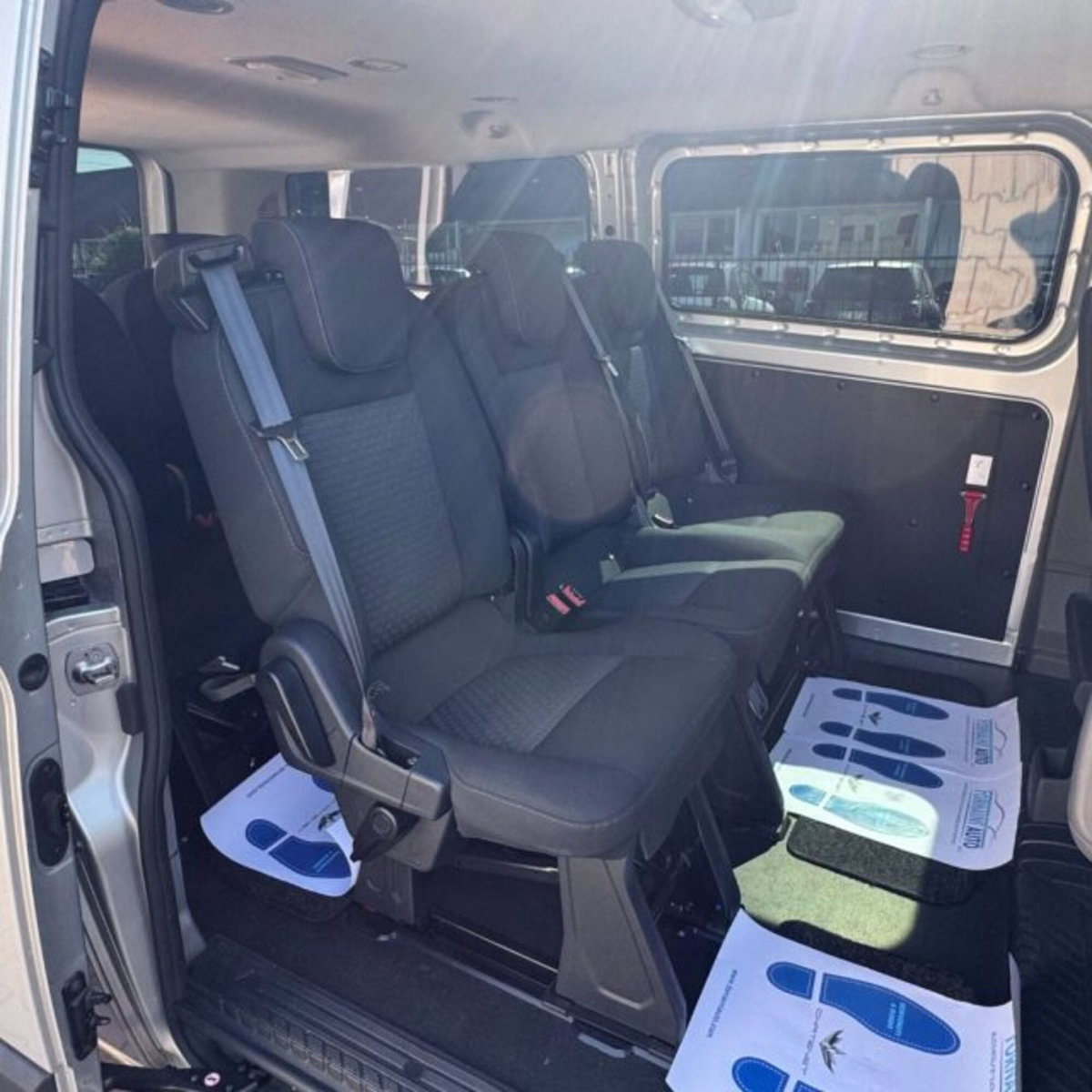 Ford Transit Custom Furgone 320 2.0 TDCi 130 PL Combi Trend (19)