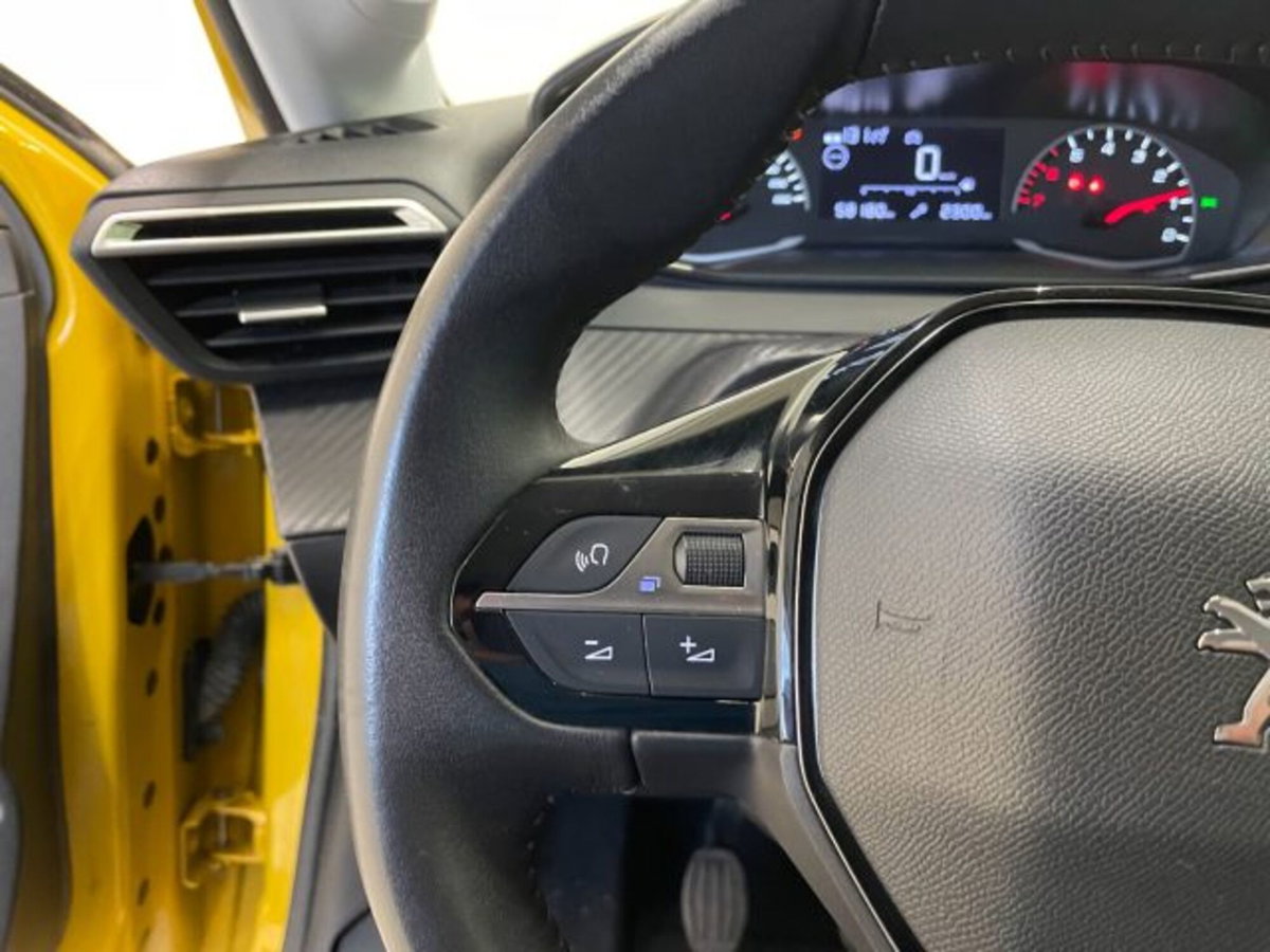 Peugeot 208 1.2 puretech Active s&s 75cv (17)