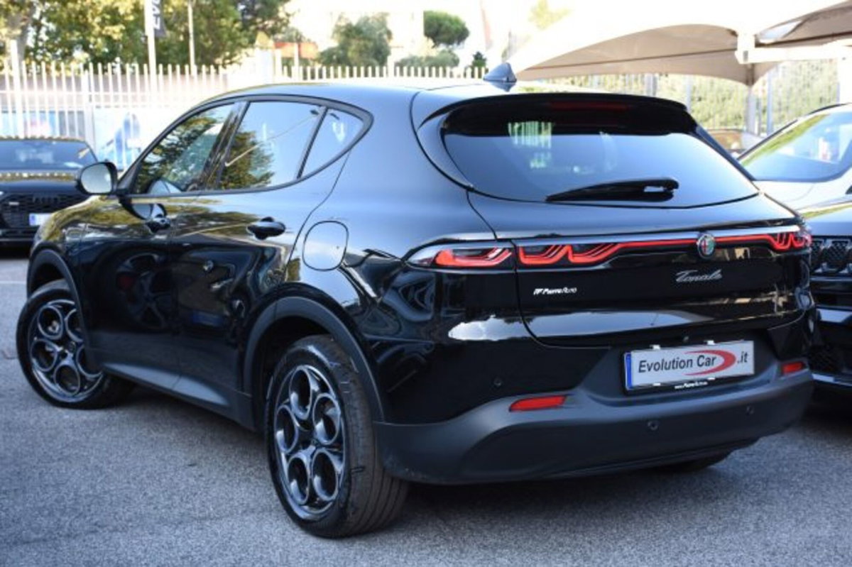 Alfa Romeo Tonale 1.3 phev Sprint Q4 280cv at6 (4)