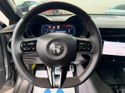 Alfa Romeo Junior 1.2 ibrida Q4 Intensa 145cv edct6 (10)