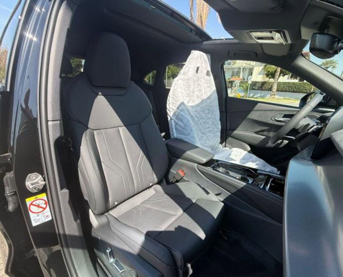 Audi Q3 Sportback 35 TDI quattro S tronic S line edition (5)