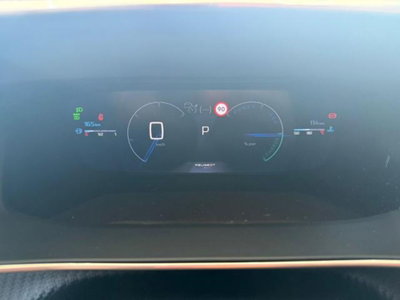 Peugeot 2008 50 kWh GT (11)