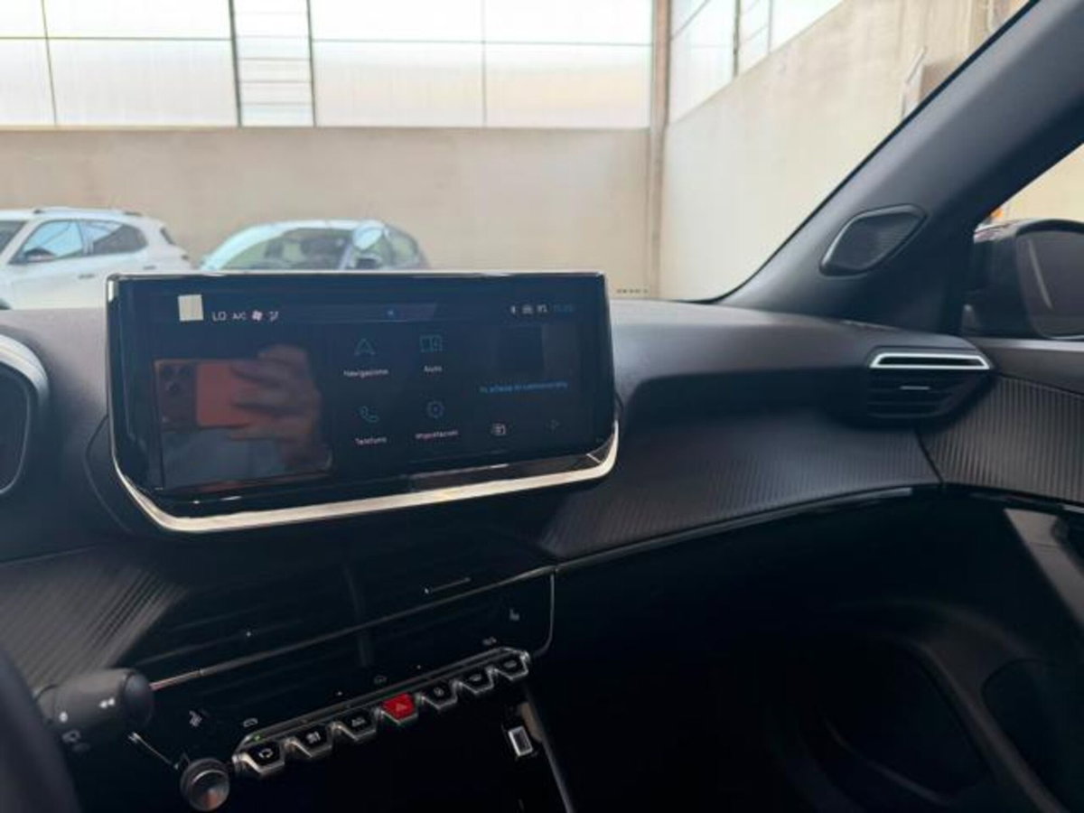 Peugeot 2008 1.2 puretech Style s&s 100cv (15)