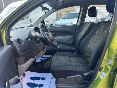 Daihatsu Sirion 1.3i 16V cat 4WD CX (12)