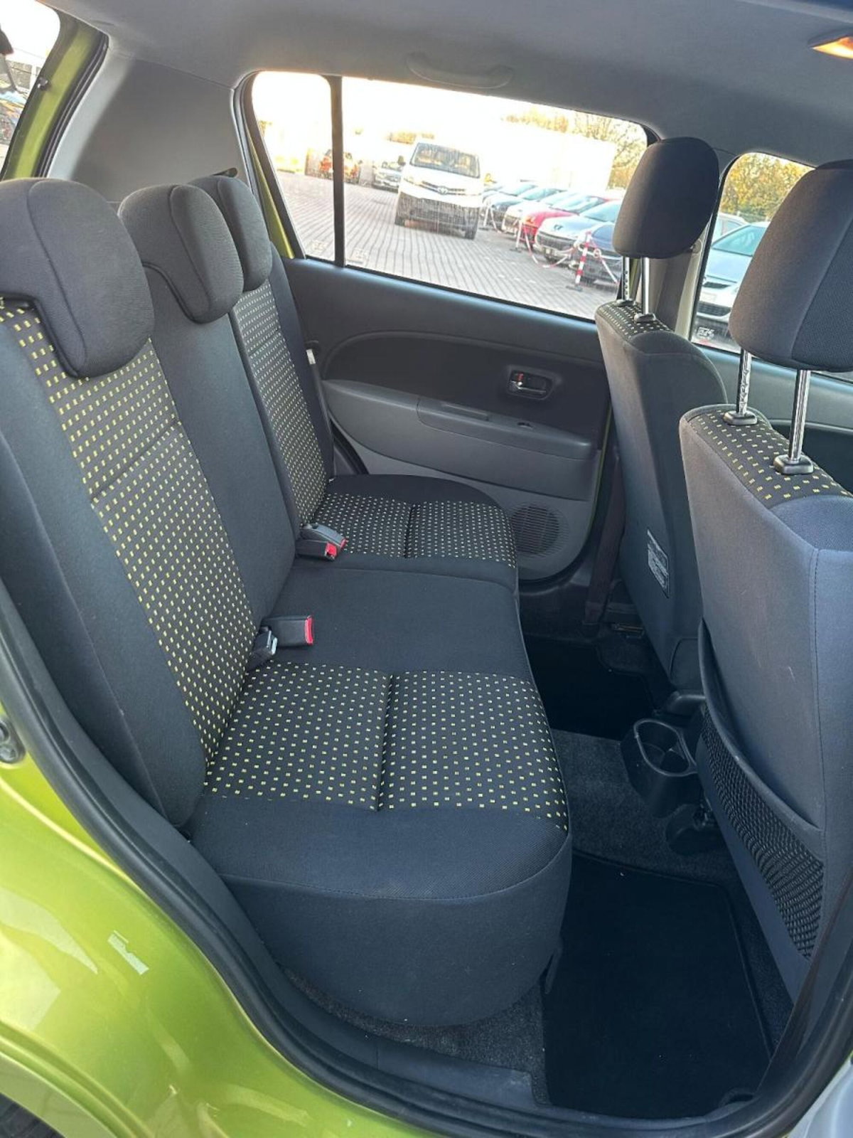 Daihatsu Sirion 1.3i 16V cat 4WD CX (14)