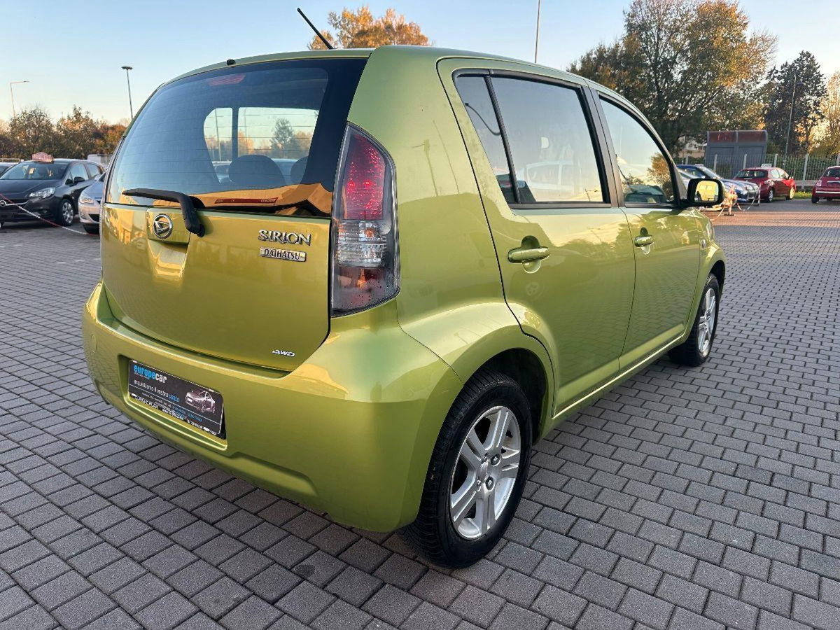 Daihatsu Sirion 1.3i 16V cat 4WD CX (7)