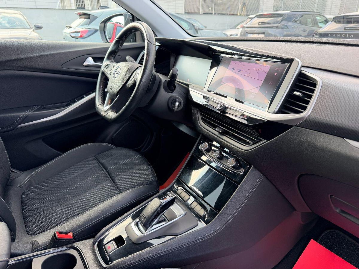 Opel Grandland 1.5 ecotec GS s&s 130cv at8 (11)