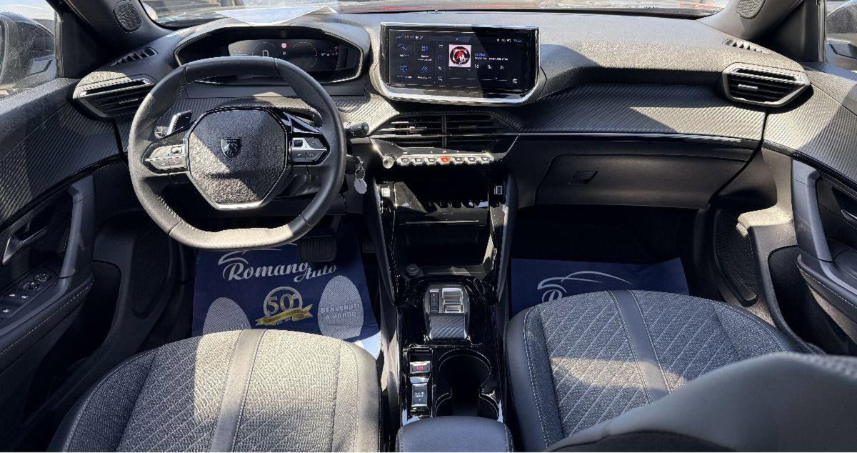 Peugeot 2008 1.2 hybrid Allure 145cv e-dcs6 (10)