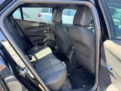 Peugeot 2008 1.2 hybrid Allure 145cv e-dcs6 (14)