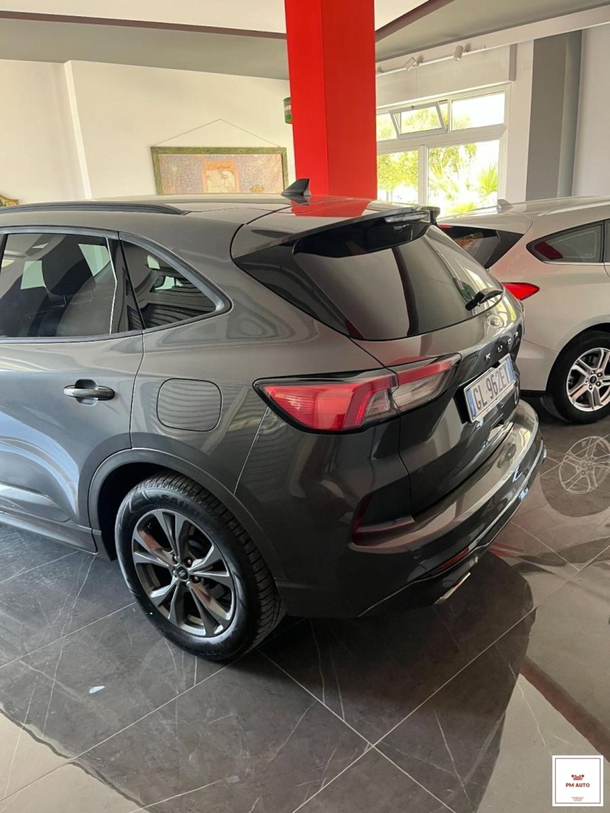 Ford Kuga 1.5 TDCI 120 CV S&S 2WD ST-Line (6)
