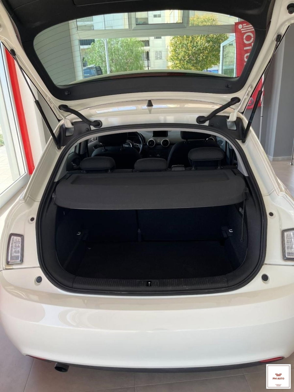 Audi A1 1.6 TDI 116 CV Sport (3)