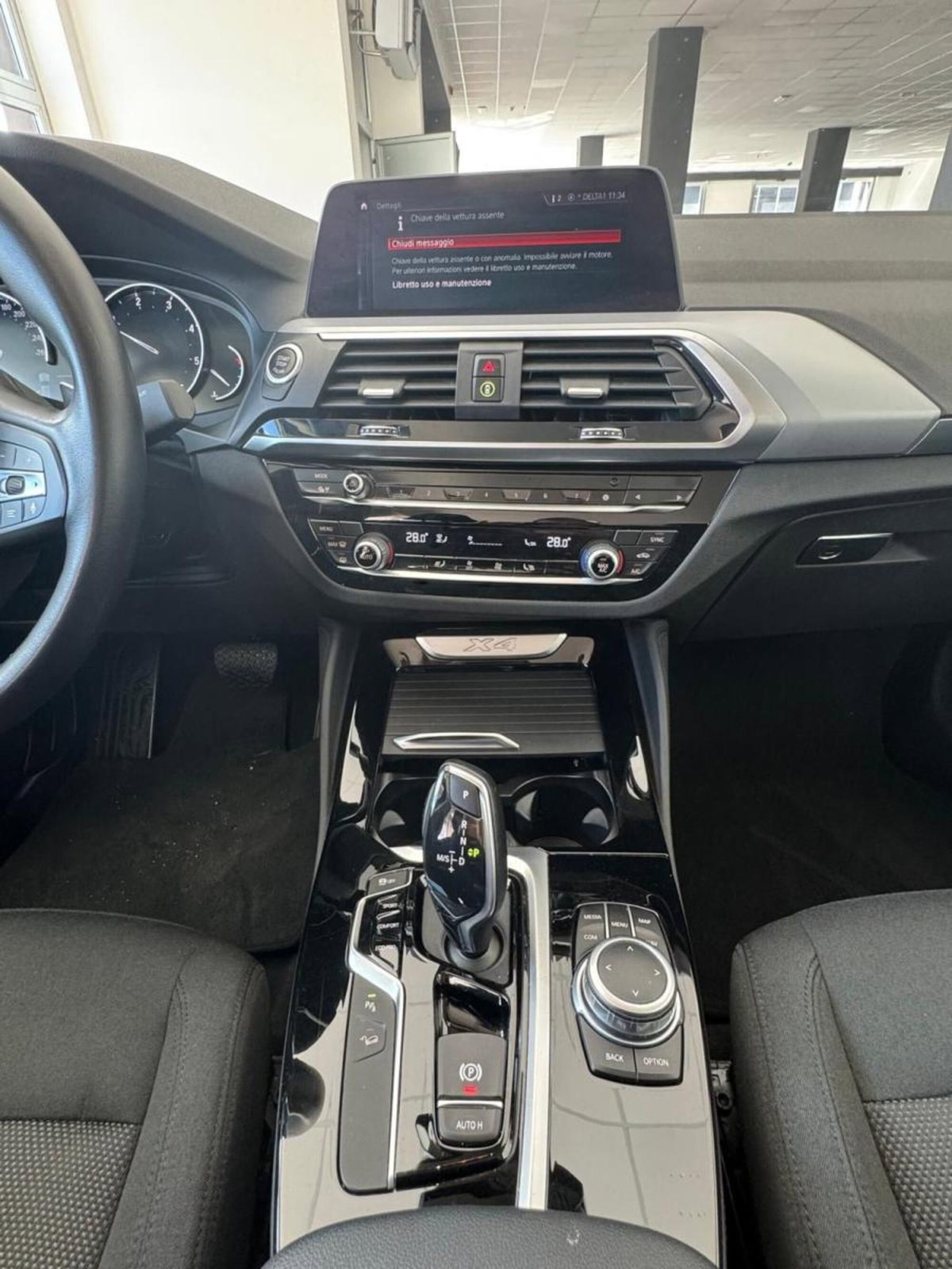 BMW X4 xDrive20d Business Advantage (15)