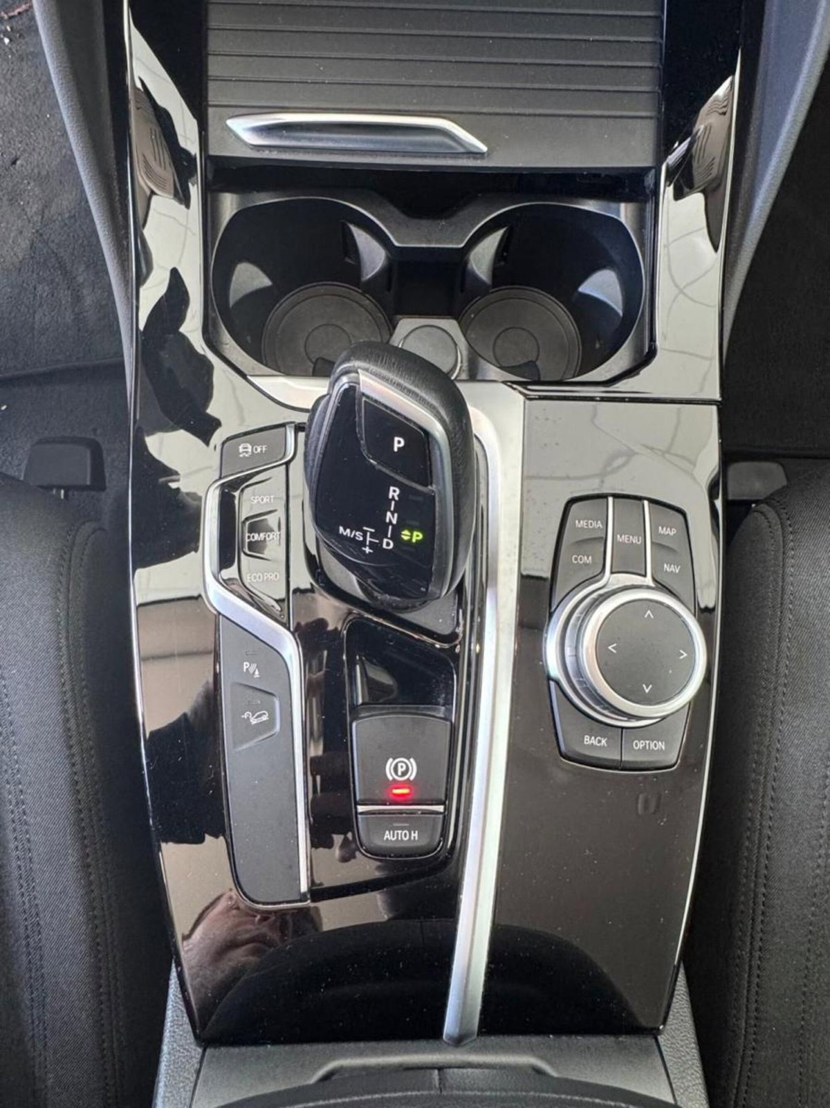 BMW X4 xDrive20d Business Advantage (16)