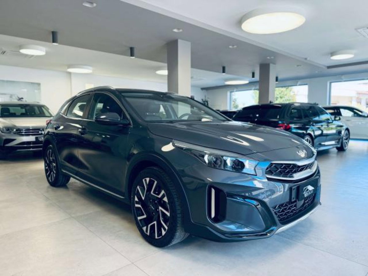 Kia XCeed 1.6 crdi mhev Style 136cv dct (3)