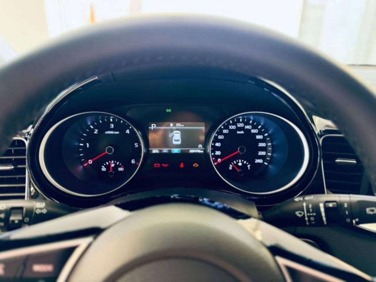Kia XCeed 1.6 crdi mhev Style 136cv dct (9)