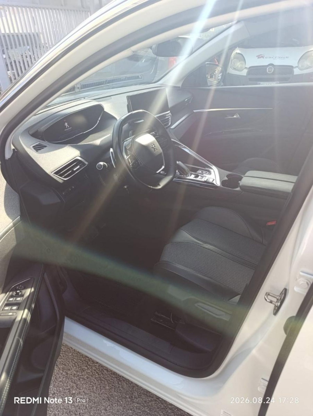Peugeot 3008 BlueHDi 130 S&S EAT8 Allure Pack (5)