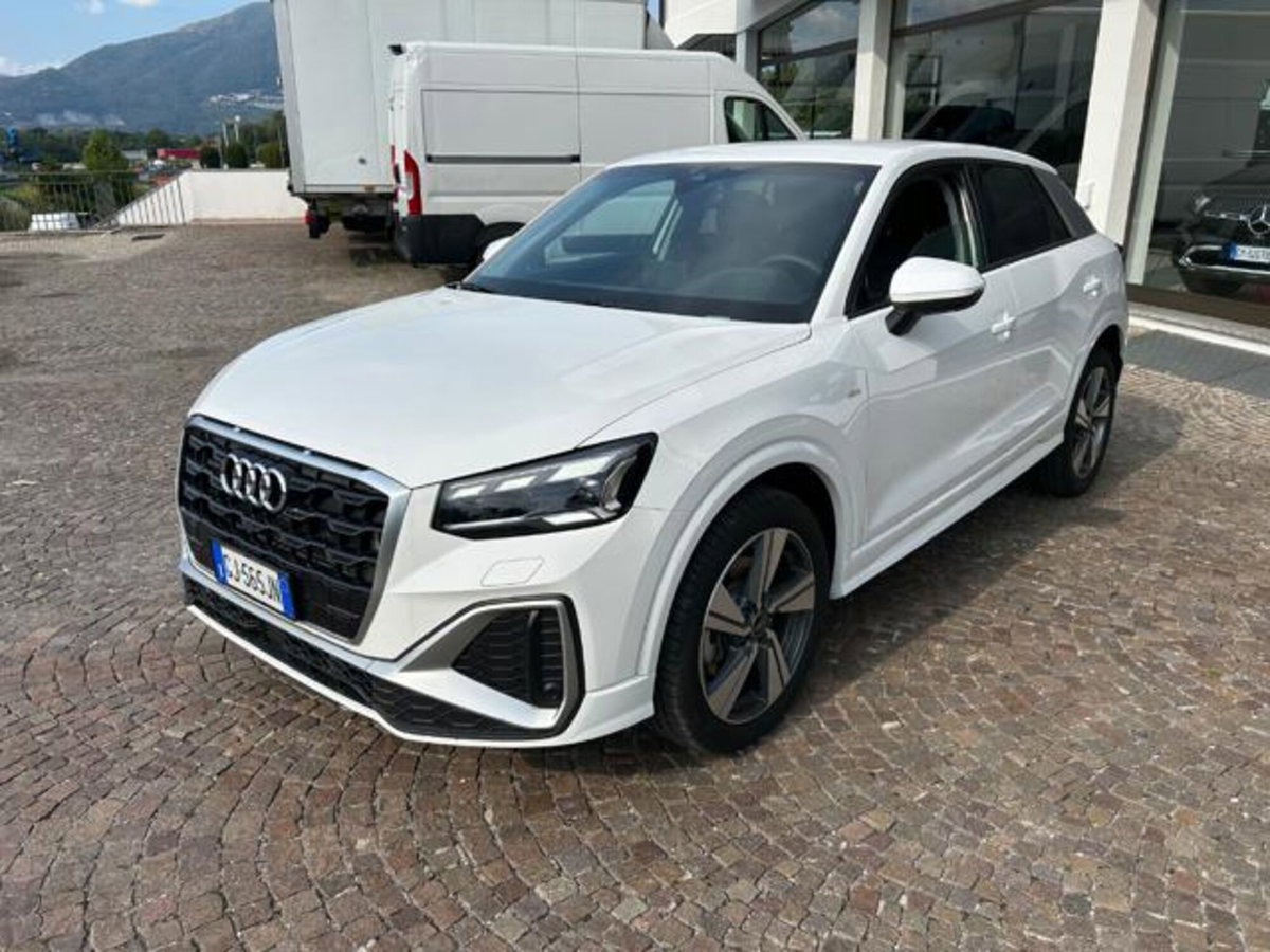 Audi Q2 Q2 40 TFSI quattro S tronic S line Edition (2)