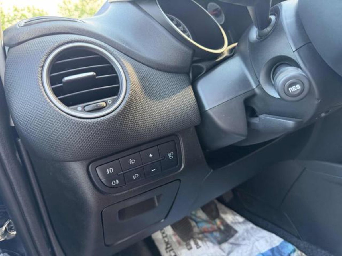 Fiat Punto 1.3 MJT II S&S 95 CV 5 porte Street (15)
