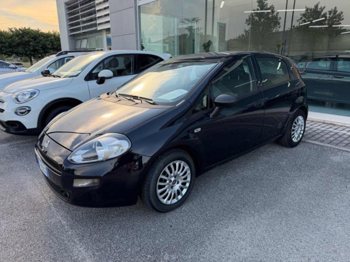 Fiat Punto 1.3 MJT II S&S 95 CV 5 porte Street (2)