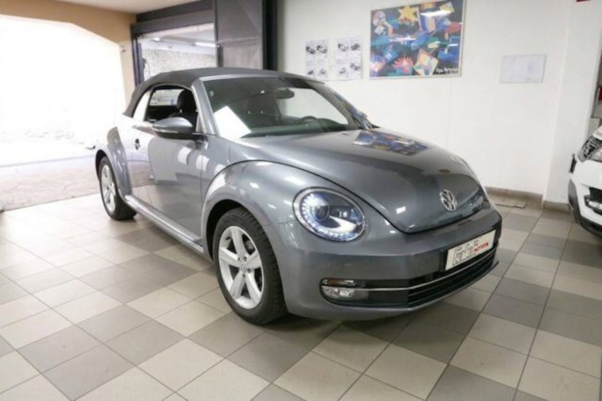 Volkswagen Maggiolino Cabrio 1.2 TSI Design (2)