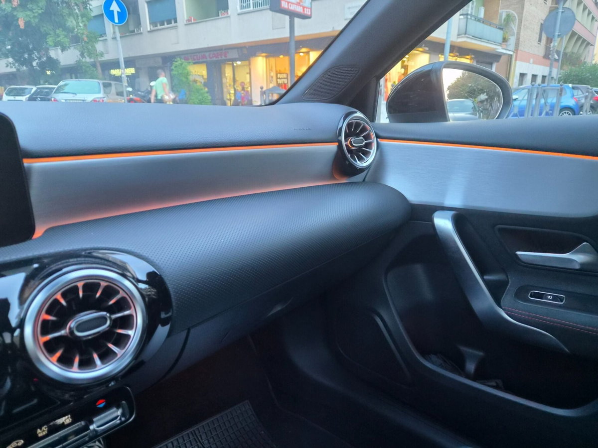 Mercedes-Benz Classe A 250 e Automatic Plug-in hybrid Premium (16)