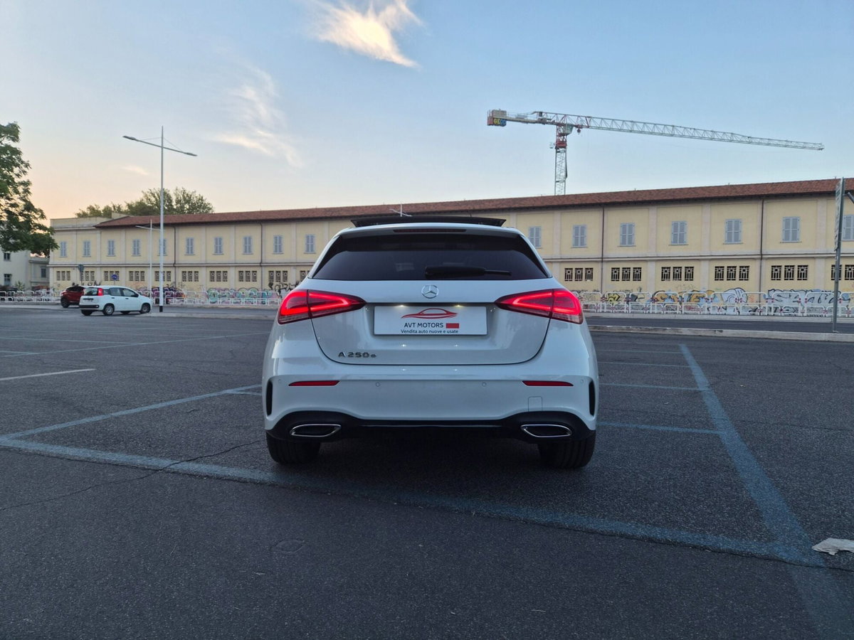 Mercedes-Benz Classe A 250 e Automatic Plug-in hybrid Premium (5)
