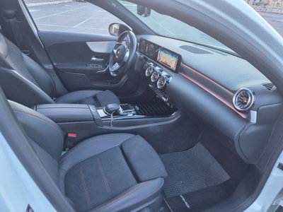 Mercedes-Benz Classe A 250 e Automatic Plug-in hybrid Premium (9)